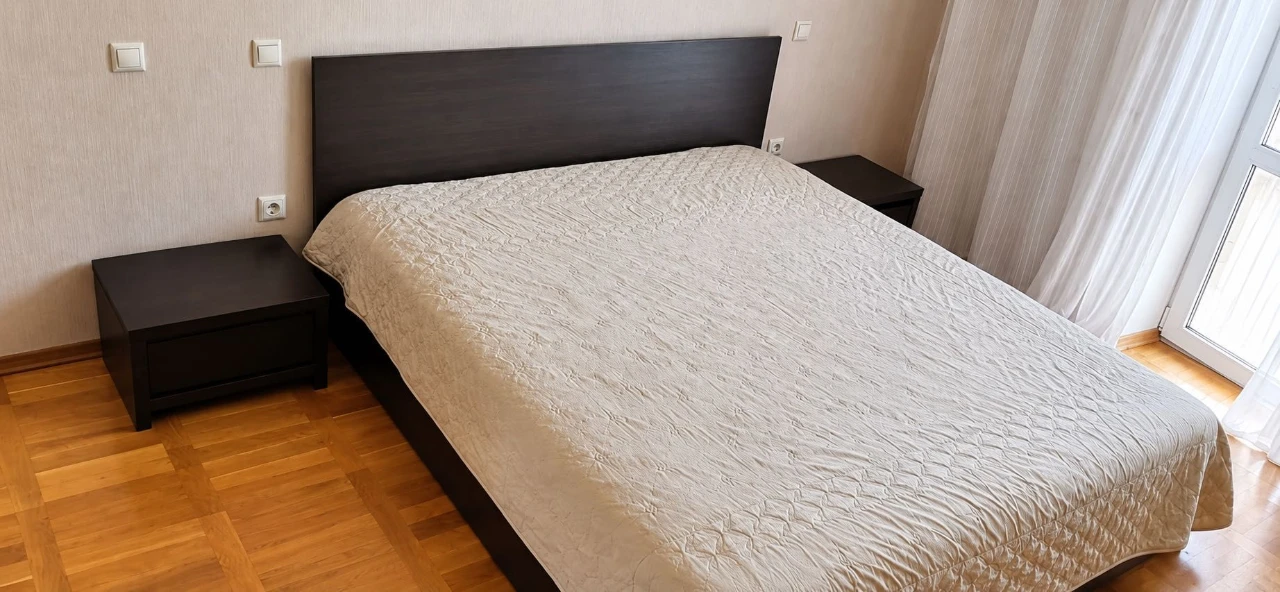 2-room 52 sq m Center Шевchenkovsky Tarasivsky University Nazir