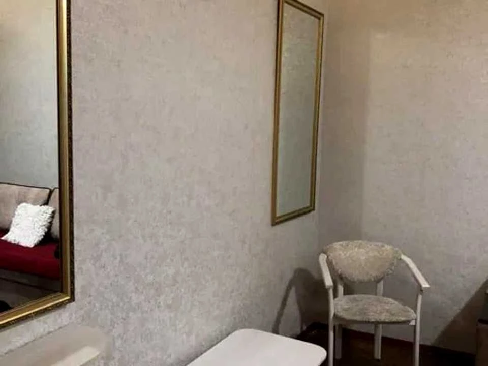 Квартира. Полтава, Сінна вулиця