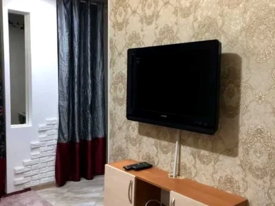 Квартира. Полтава, Сінна вулиця