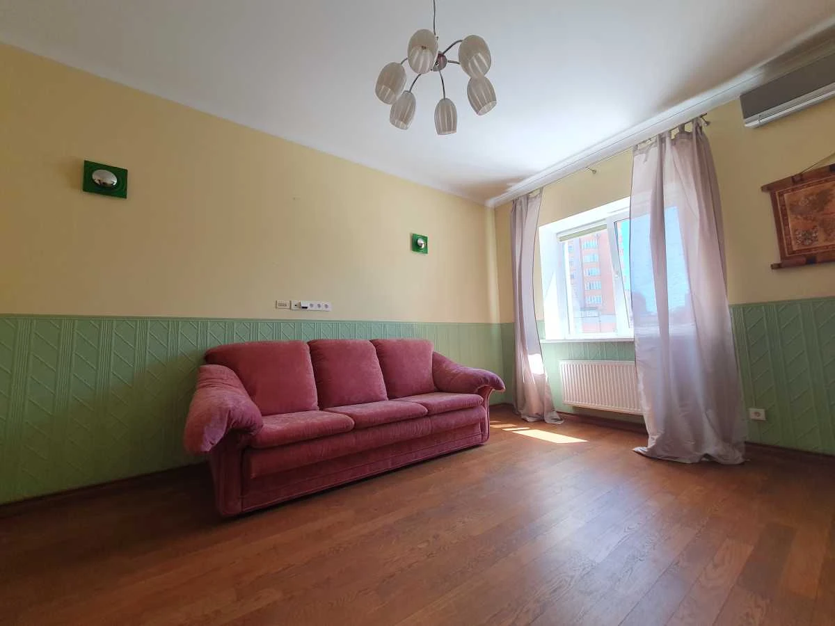 Сдам трехкомнатную квартиру (100 м²) в Киеве, Шевченковский район