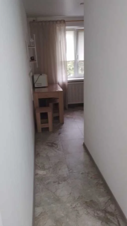 Продам 3-кімнатну квартиру (56 м²) в Києві, Солом'янський район