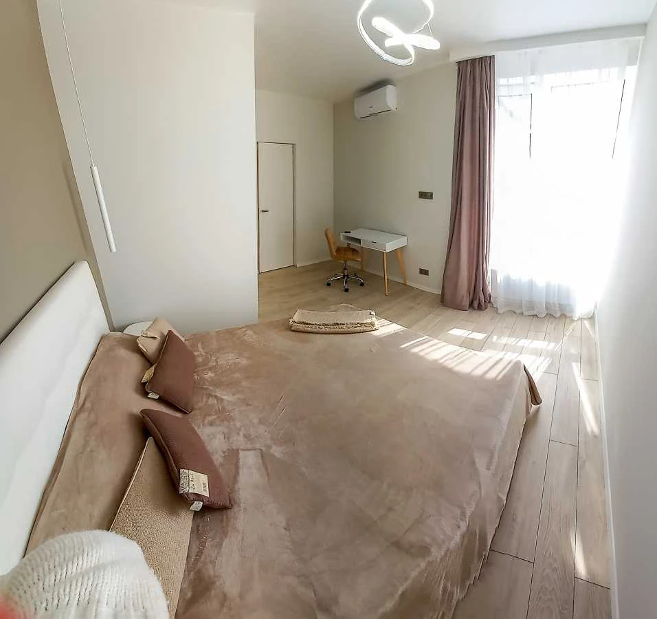 Rent one-room apartment (45 sq m) in Kyiv, Solomyansky district