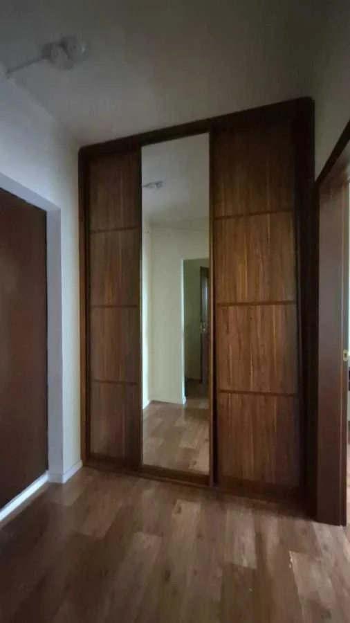 Rent a one-bedroom apartment (42 m²) in Kyiv, Dniprovsky district