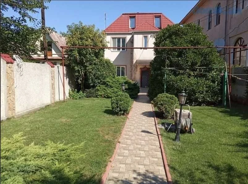 Without analogues! House on 6 acres! 12th century B. Fontana! 1A37