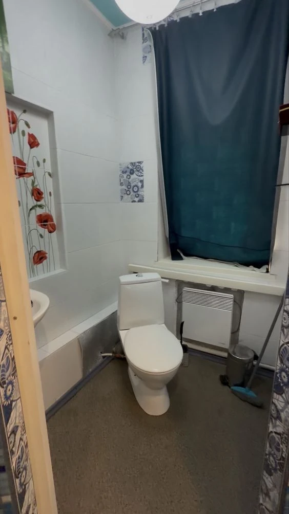 Продається просторий 6-кімнатний будинок 138 м²