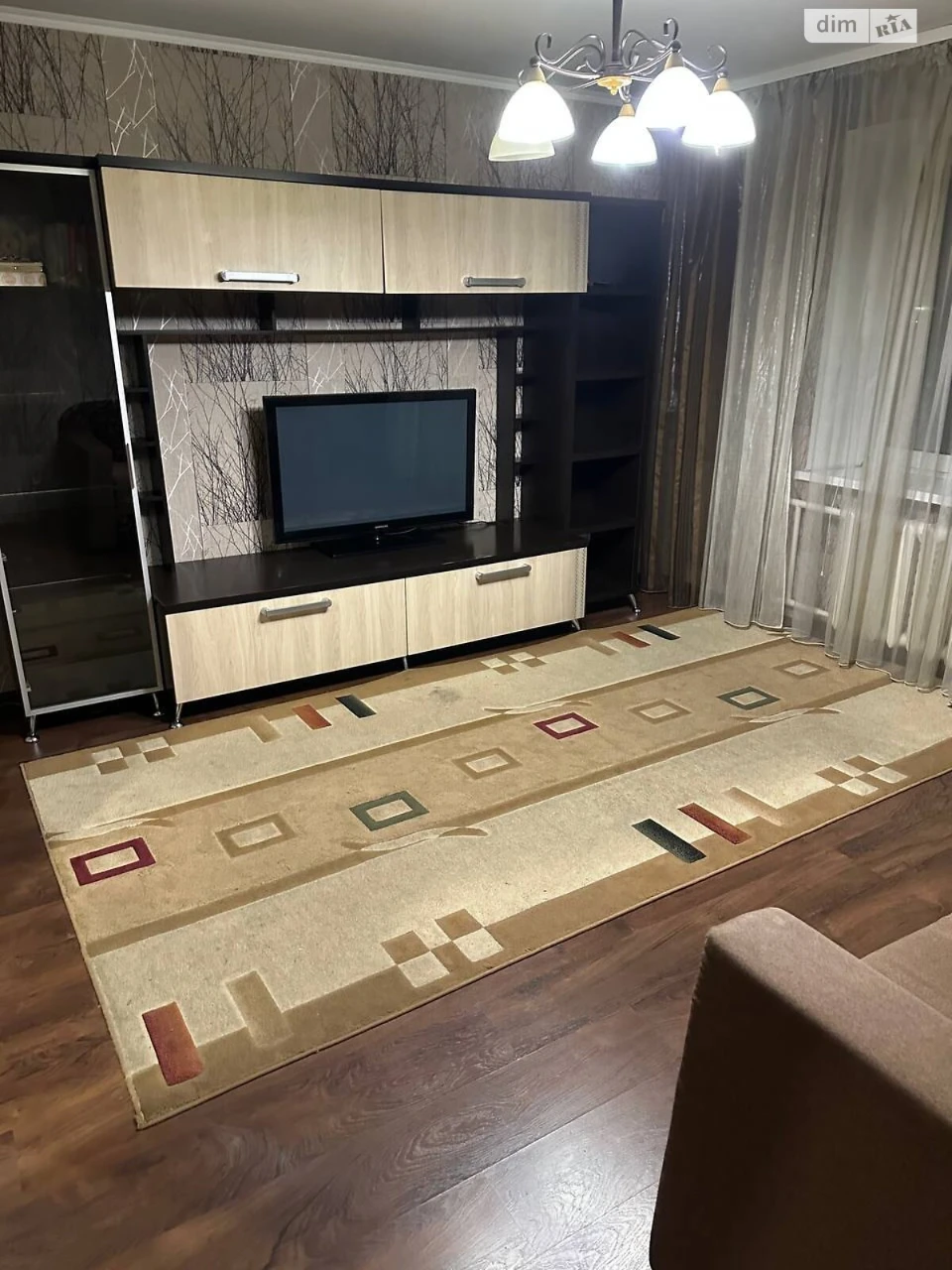 Long-Term Rental Apartment Near the Estate