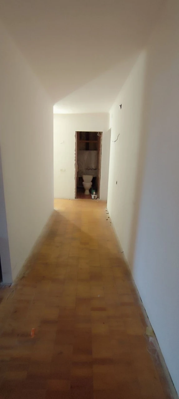 For Sale 3-Room Apartment on Heroes Descentnikov Street