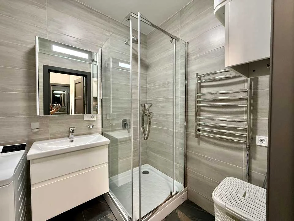 Apartment. Kyiv, Rodyni Kistiakovych St.