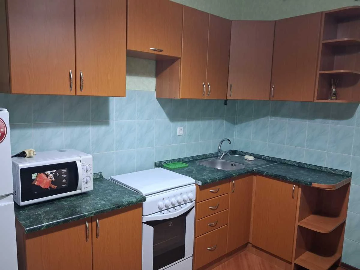 Аренда 1-комнальной квартиры 55 м², Днепровская наб., 26