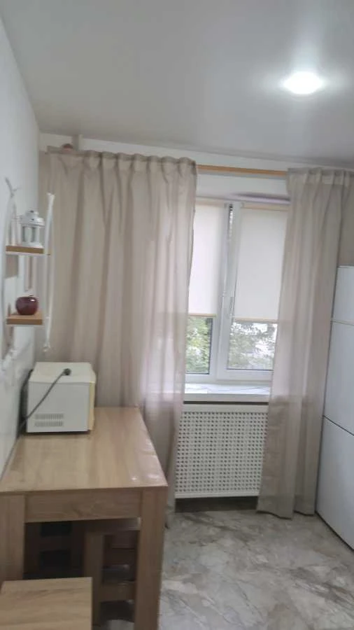 Сдам 3-комнатную квартиру 56 м², Чоколовский бульвар, 29