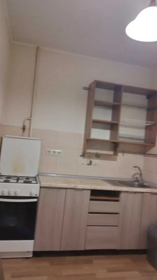 Rent a 1-bedroom apartment, 32 sq m, Bulgakova St., 8A