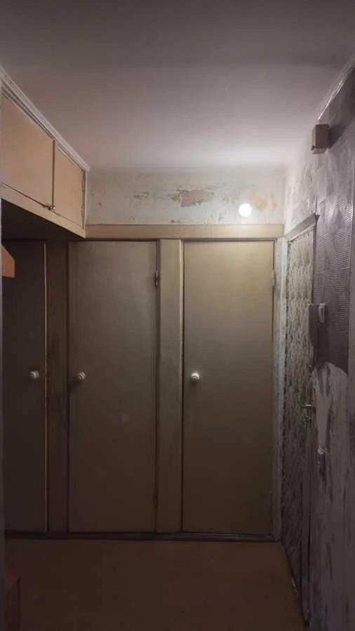 Продаж 3-кімнатній квартири 70 м², Булгакова пров., 5