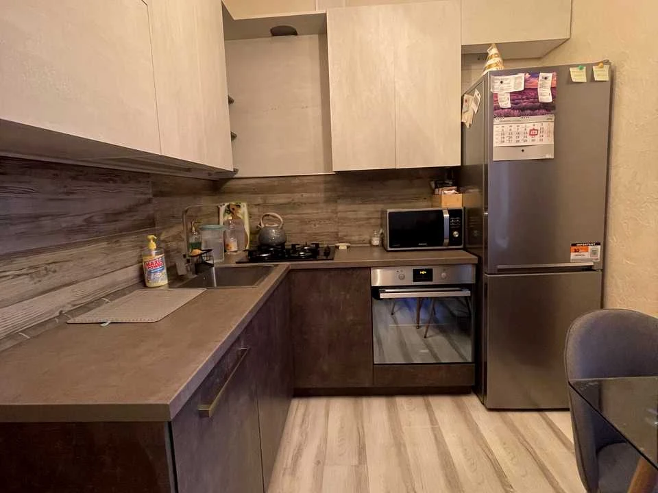 Apartment. Kharkiv, Aerocosmic Avenue