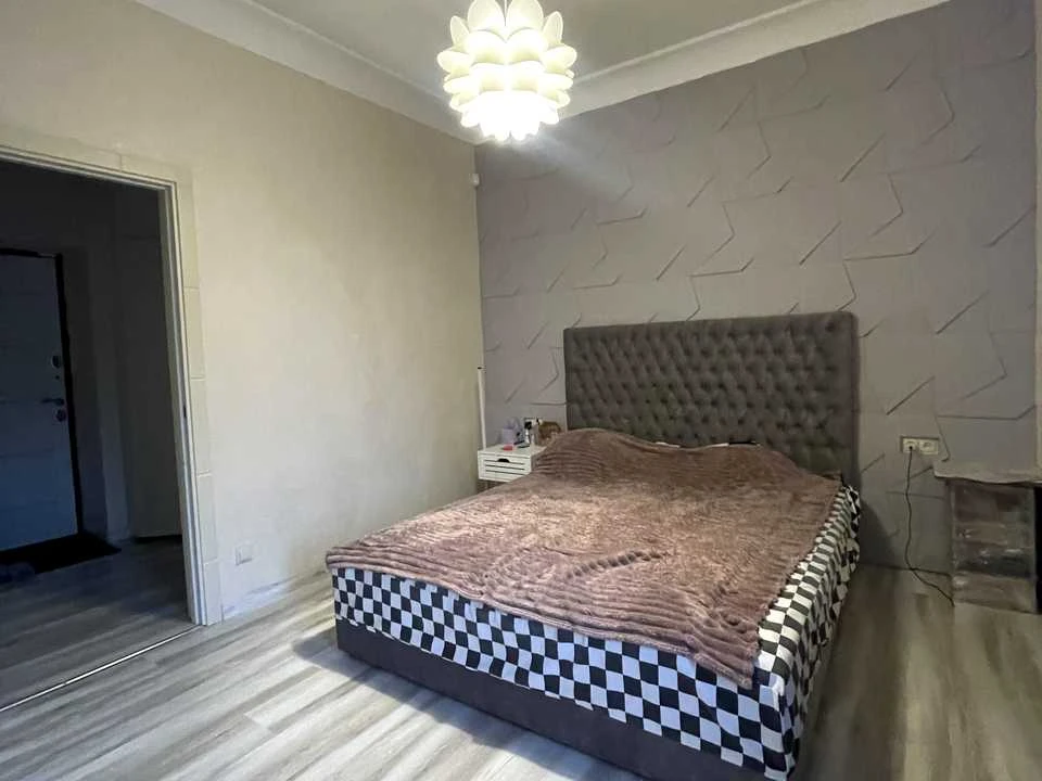 Apartment. Kharkiv, Aerocosmic Avenue