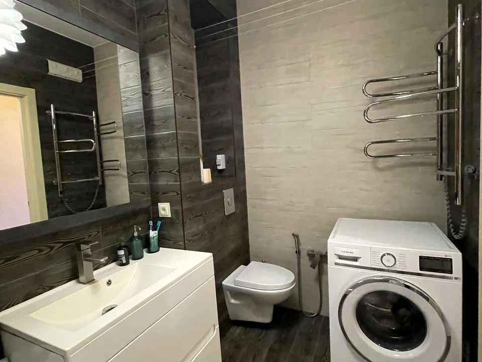Apartment. Kharkiv, Aerocosmic Avenue