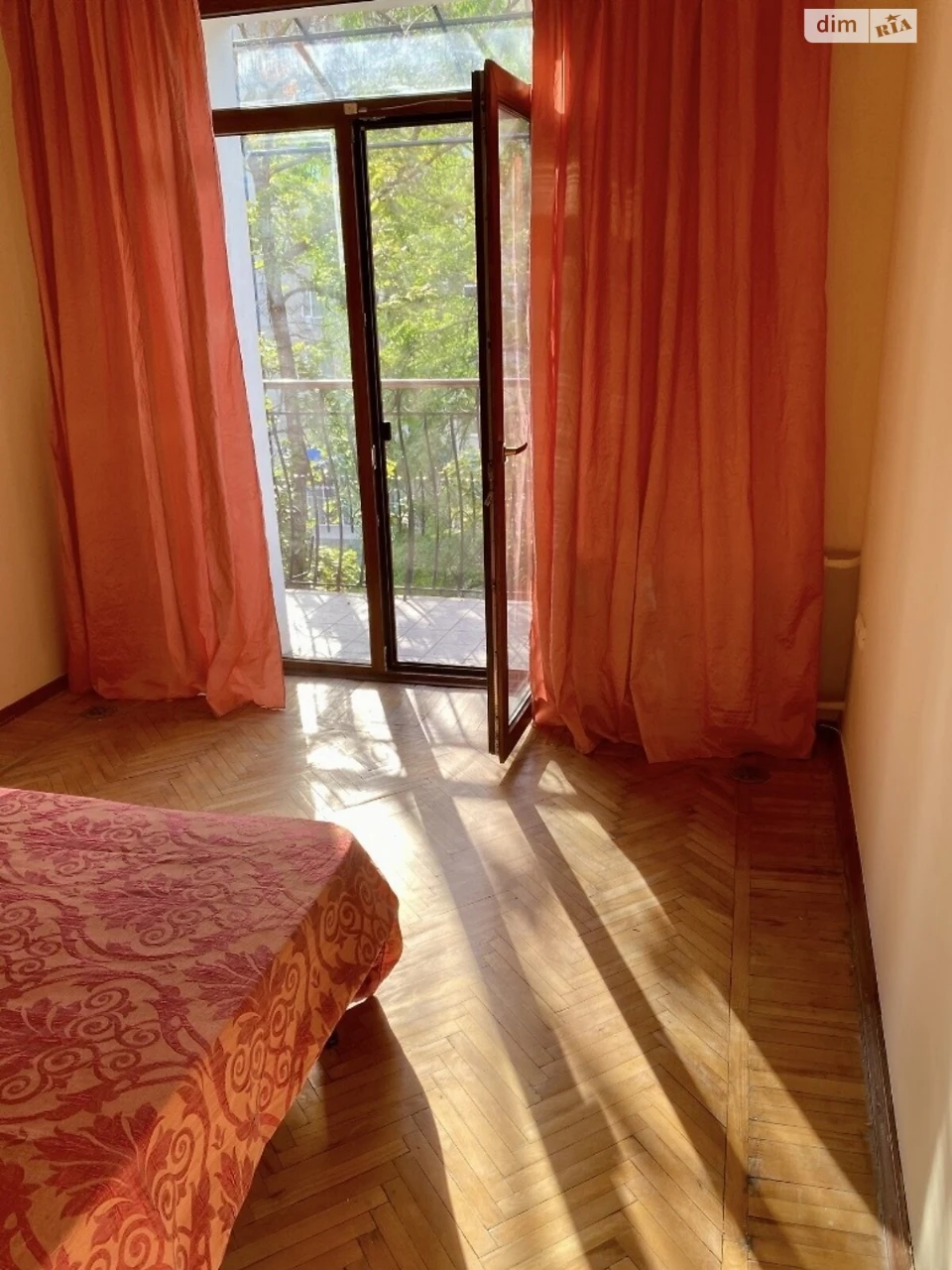Long-Term Rental Apartment, Zhabky District