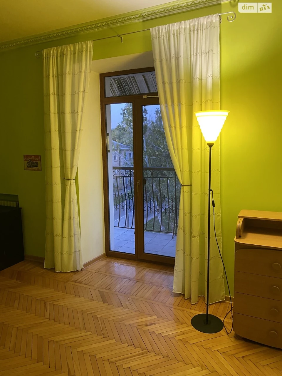 Long-Term Rental Apartment, Zhabky District
