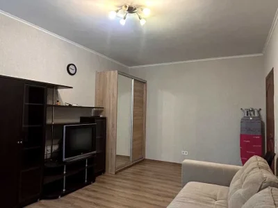 Apartment. Lubomir Guzara Prospect, Kyiv