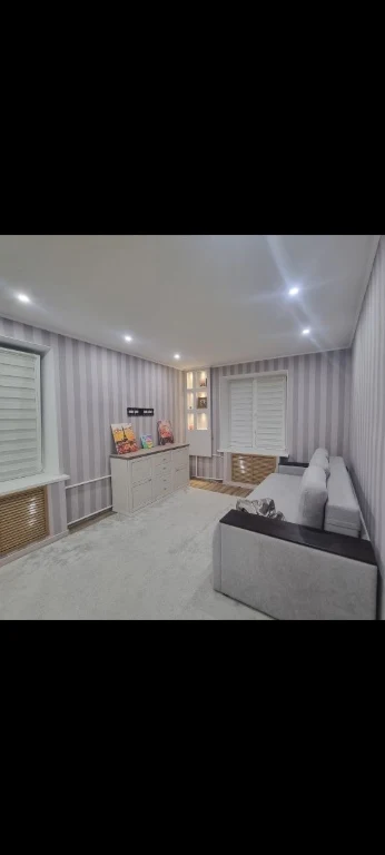For sale urgently, 1-room apartment at the best price on the 2nd floor