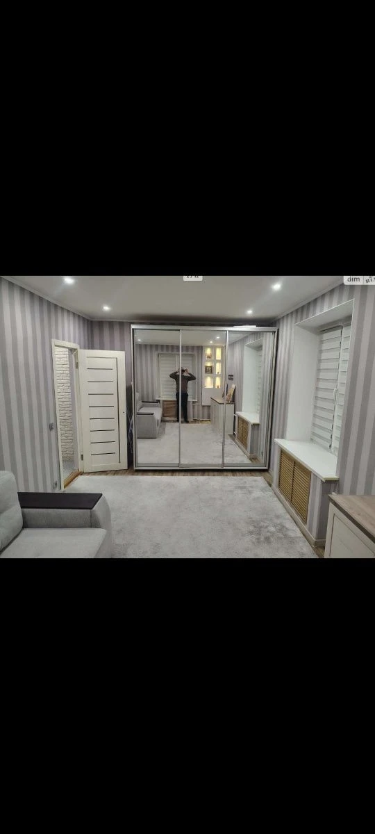 For sale urgently, 1-room apartment at the best price on the 2nd floor