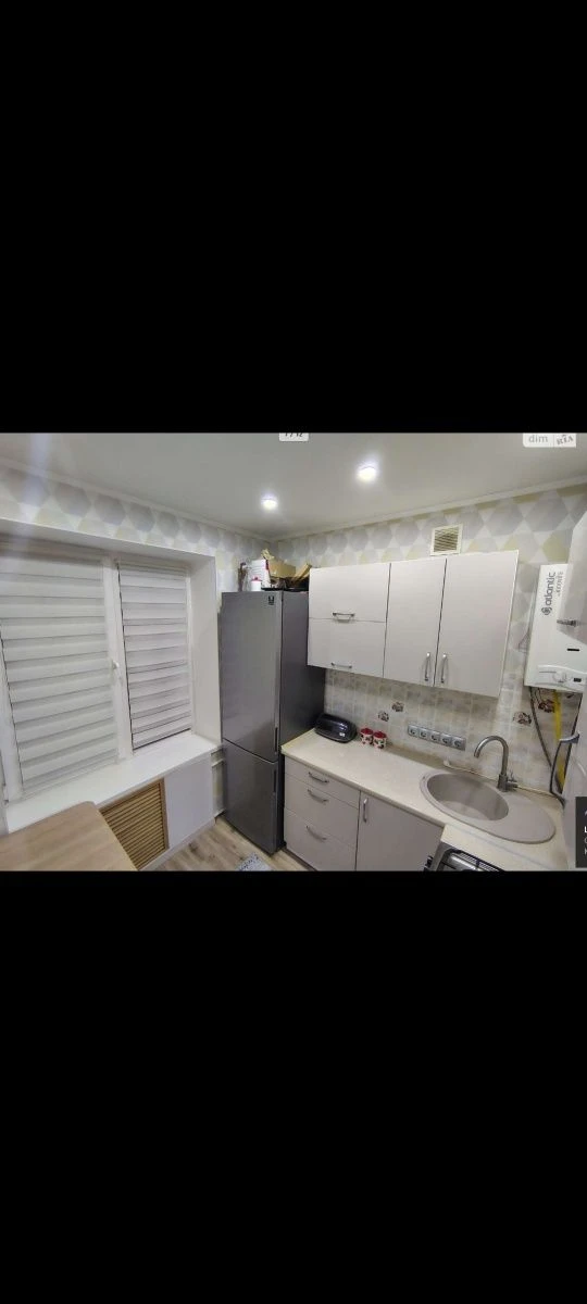 For sale urgently, 1-room apartment at the best price on the 2nd floor