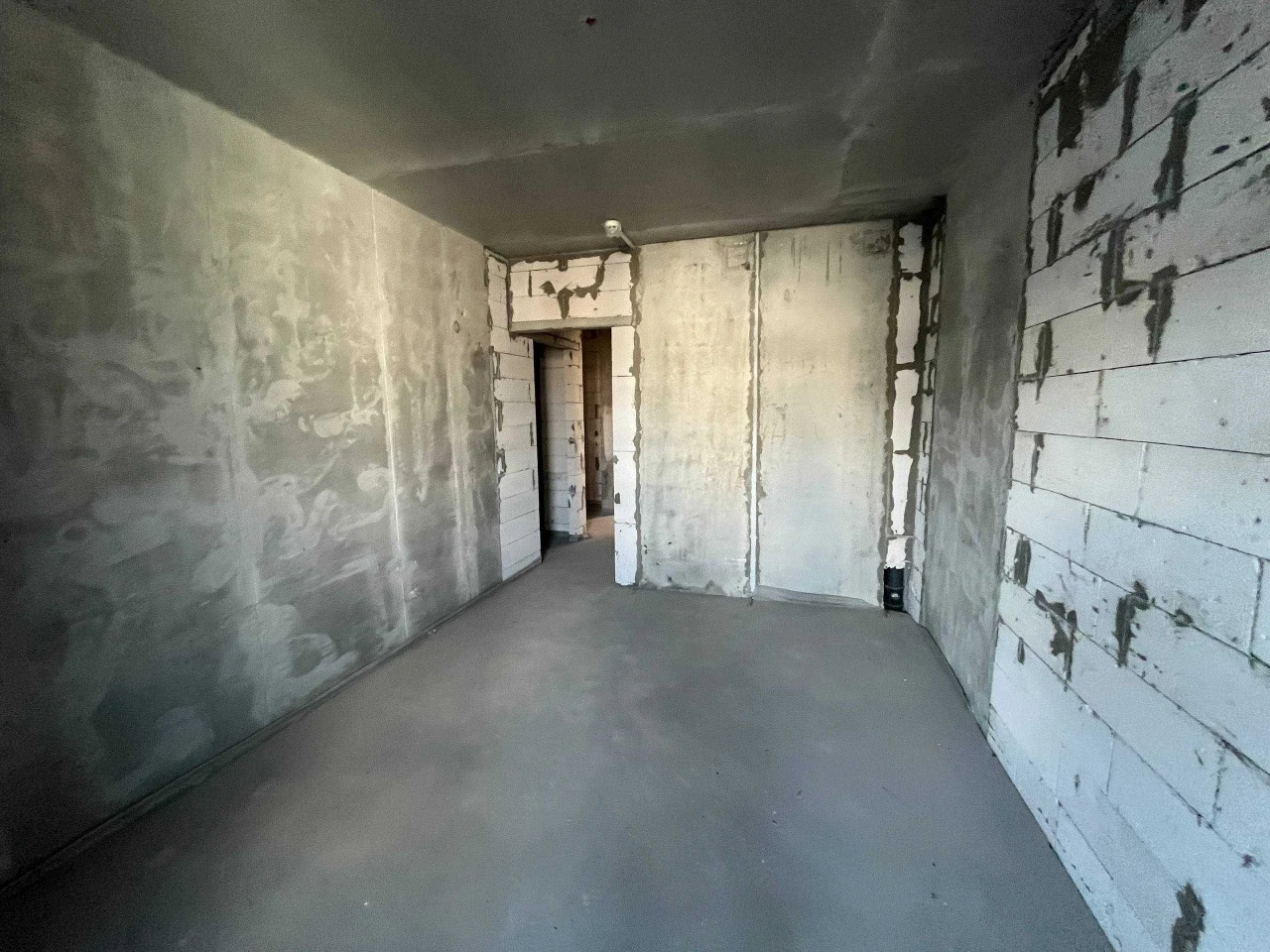 Продаж 3-кімнатної квартири 76м² у Пущі-Водиці, вул. Квітки Ці