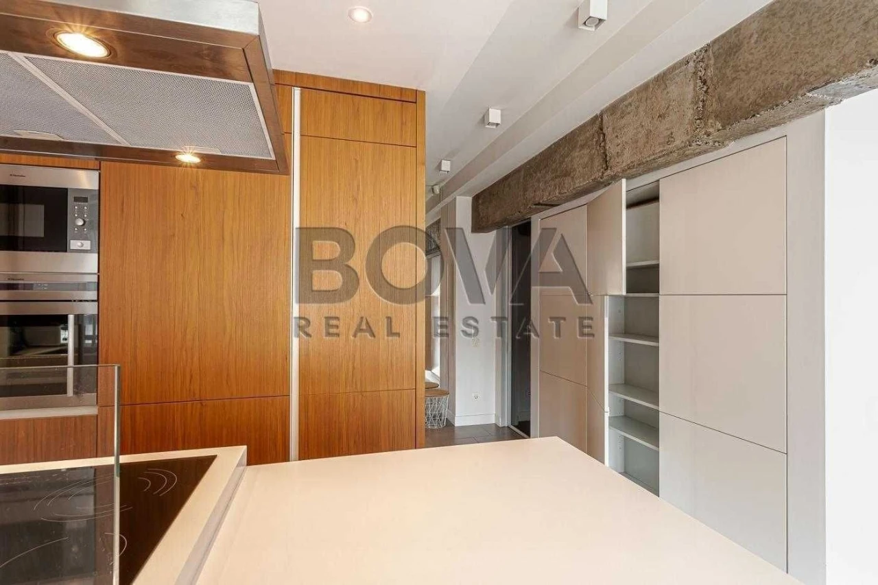 Apartment for sale in the heart of Bohdan Hmelnytsky Street 3