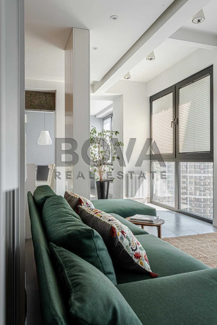 Apartment for sale in the heart of Bohdan Hmelnytsky Street 3