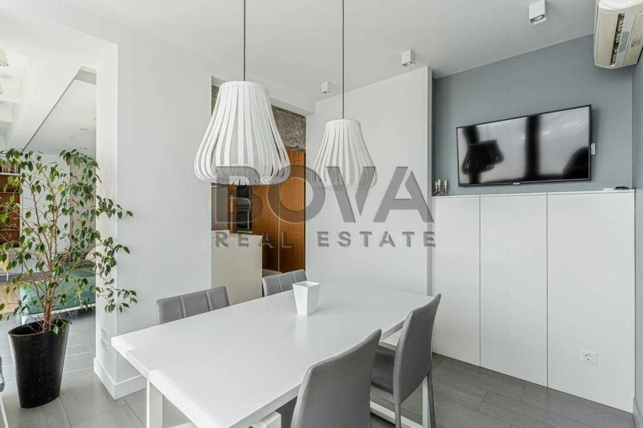 Apartment for sale in the heart of Bohdan Hmelnytsky Street 3