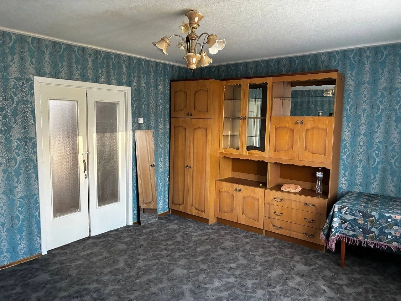 Rent 2-room apartment. 31A Malysha Street. Metro Chernihivska.