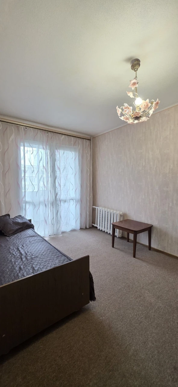 Rent 2-room apartment. 31A Malysha Street. Metro Chernihivska.
