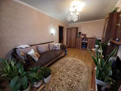 Sale of 3-room apartment at Petrenyshchy Street 1, near the main railway station