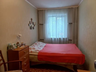 Sale of 3-room apartment at Petrenyshchy Street 1, near the main railway station