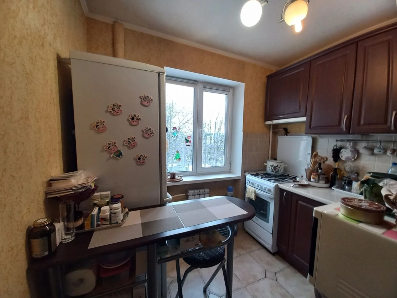 Sale of 3-room apartment at Petrenyshchy Street 1, near the main railway station