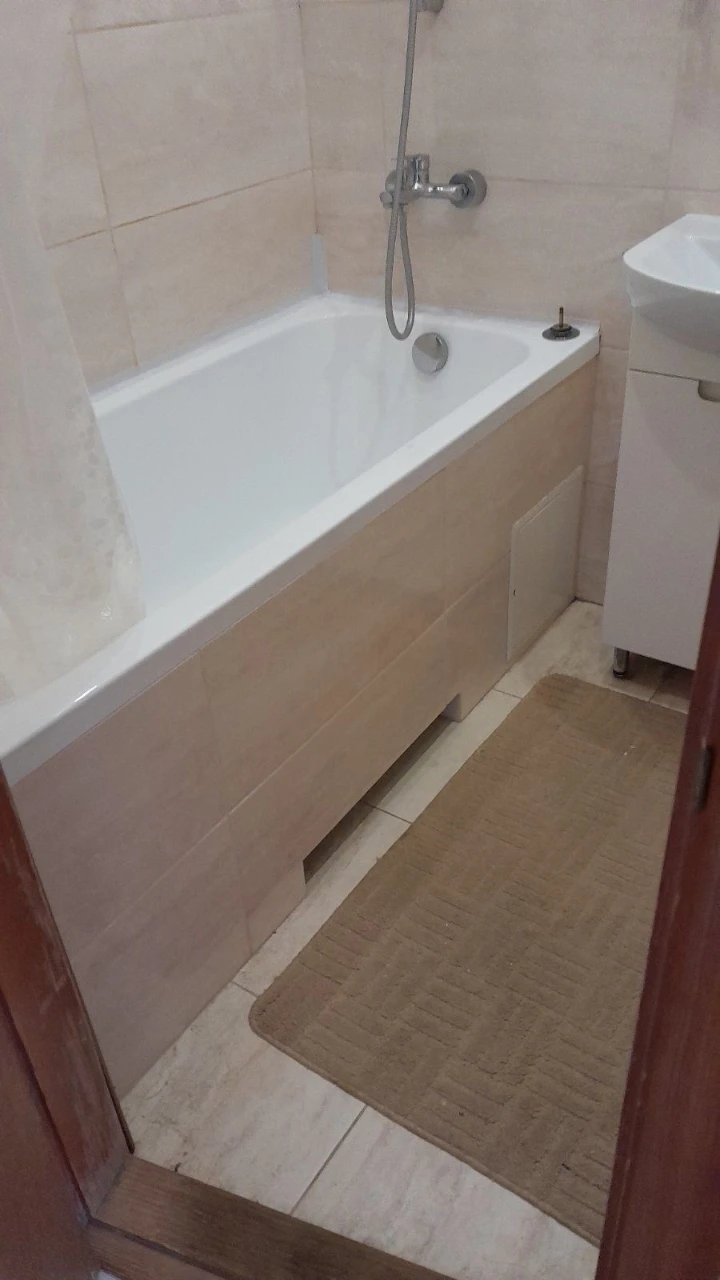 Продам 3-кімнатну квартиру в вулиці Санаторна, 12, Нова Дарниця, парк "Партизан"