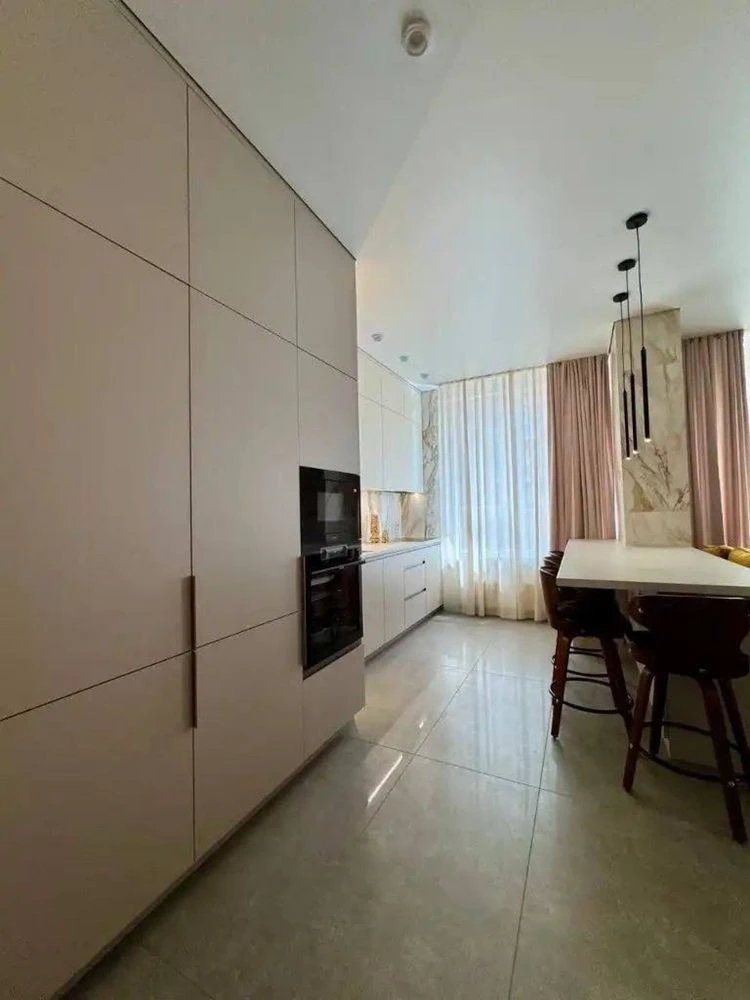 Rent 2-bedroom apartment in ЖК Новопечерські Липки