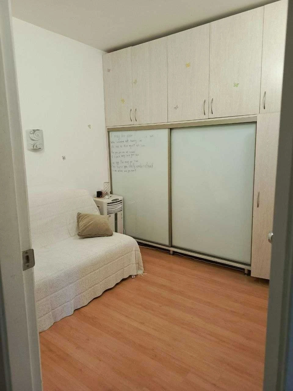 Cozy 1-bedroom apartment for rent, gas