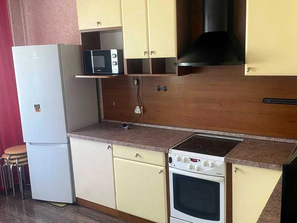 Apartment. Dragomannova Street, Kyiv