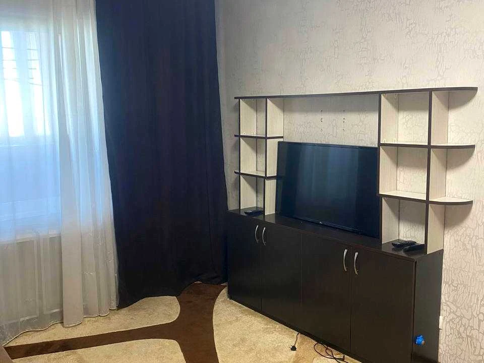 Apartment. Dragomannova Street, Kyiv