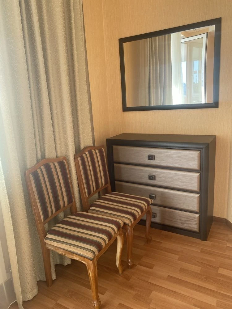 Rent 2-bedroom apartment in the center, Pecers'k, 4th floor, 2B.