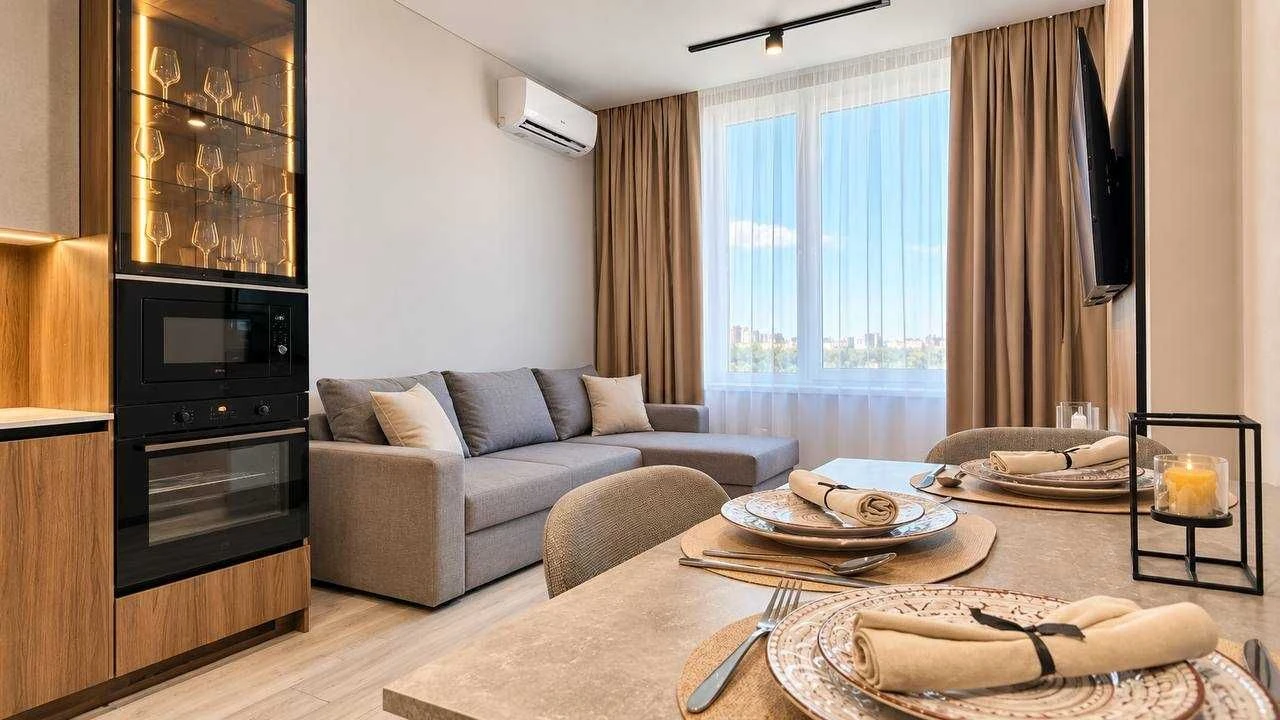 Owner! For Sale: Apartment in the Warsaw-3 residential complex. Designer-style.