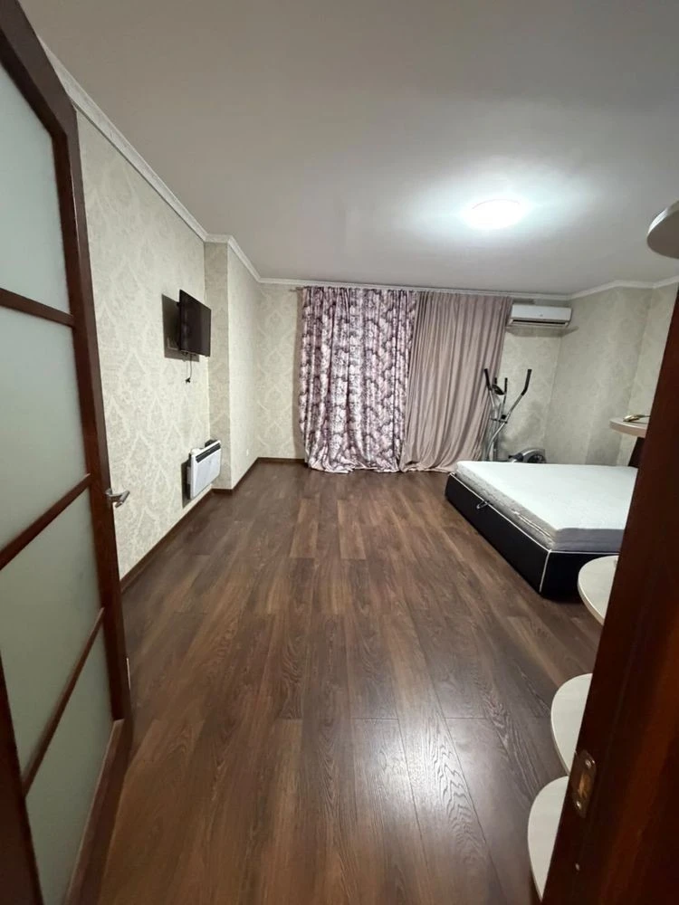 Без комісії! Продаж 2к квартири 98м2 метро Житомирська 7хв в