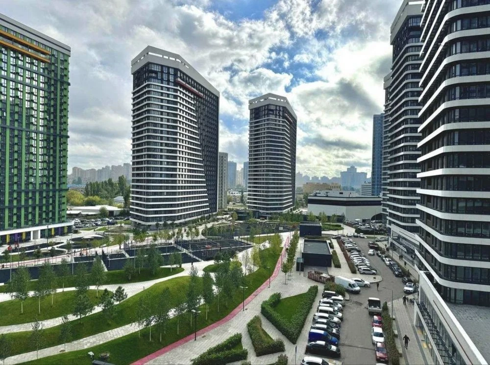 Без комісії продам 3-кімнатну квартиру 82м, перша лінія 4 бу