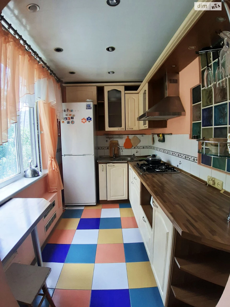 Long-Term Rental: Apartment in 624th Microdistrict
