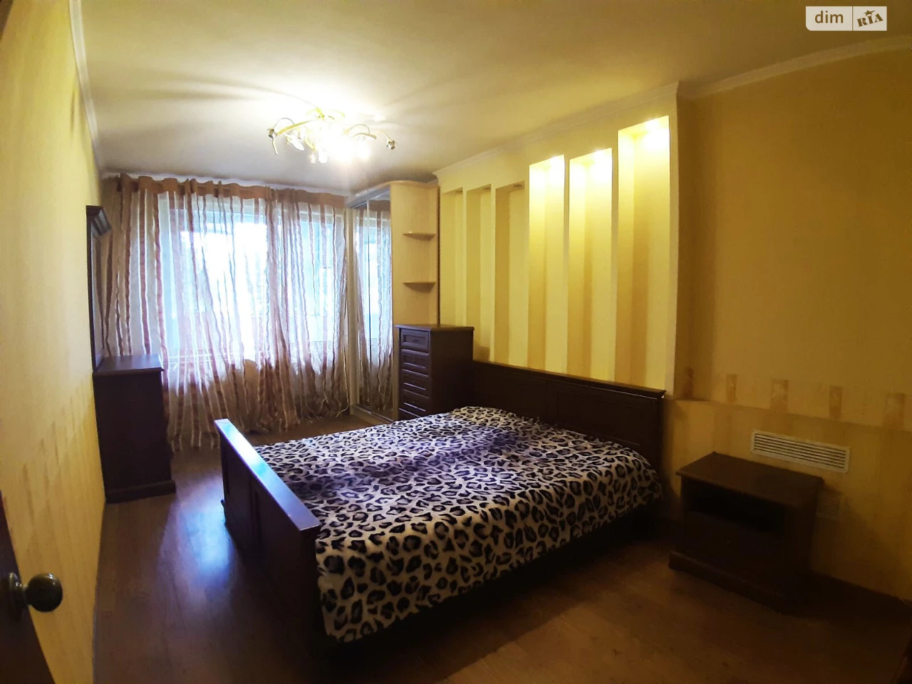 Long-Term Rental: Apartment in 624th Microdistrict