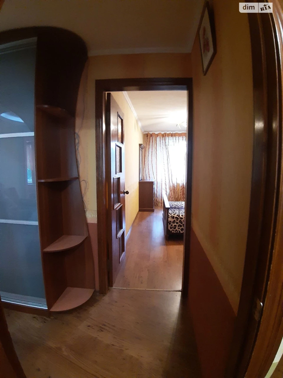 Long-Term Rental: Apartment in 624th Microdistrict