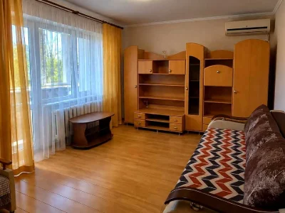 Apartment. General Ge-Nady Vorobyova St.