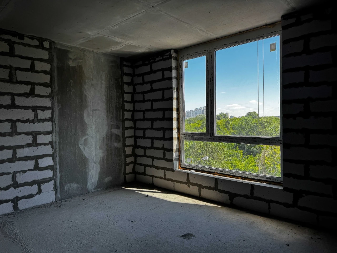 Investment in Kyiv 1-room apartment 37.7 m² Installment payment 24 months SYNERGY