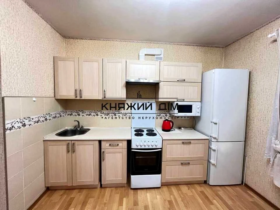 Apartment. Elizabeth Chvadar Street, Kyiv