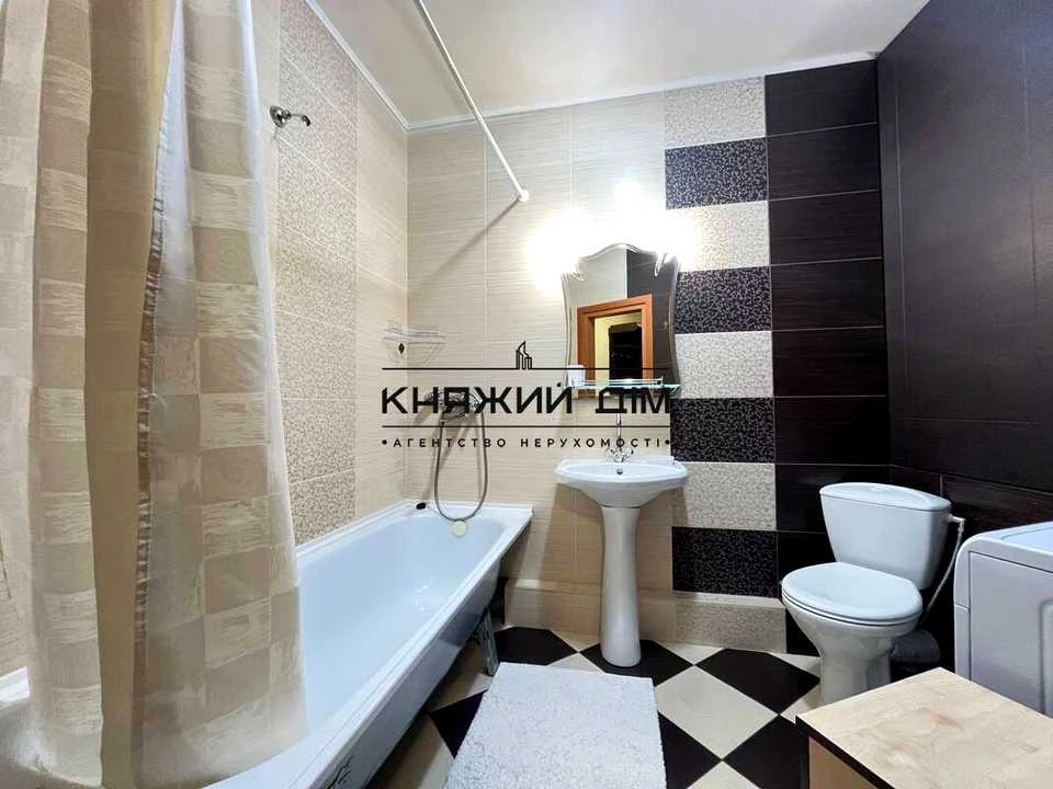 Apartment. Elizabeth Chvadar Street, Kyiv